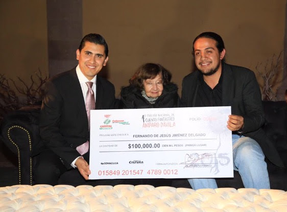 Fernando de Jesús Jiménez Delgado recibe el Premio Nacional de Cuento Fantástico Amparo Dávila
