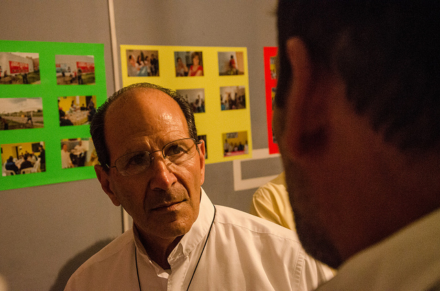 Condena los ataques a periodistas y activistas en el país