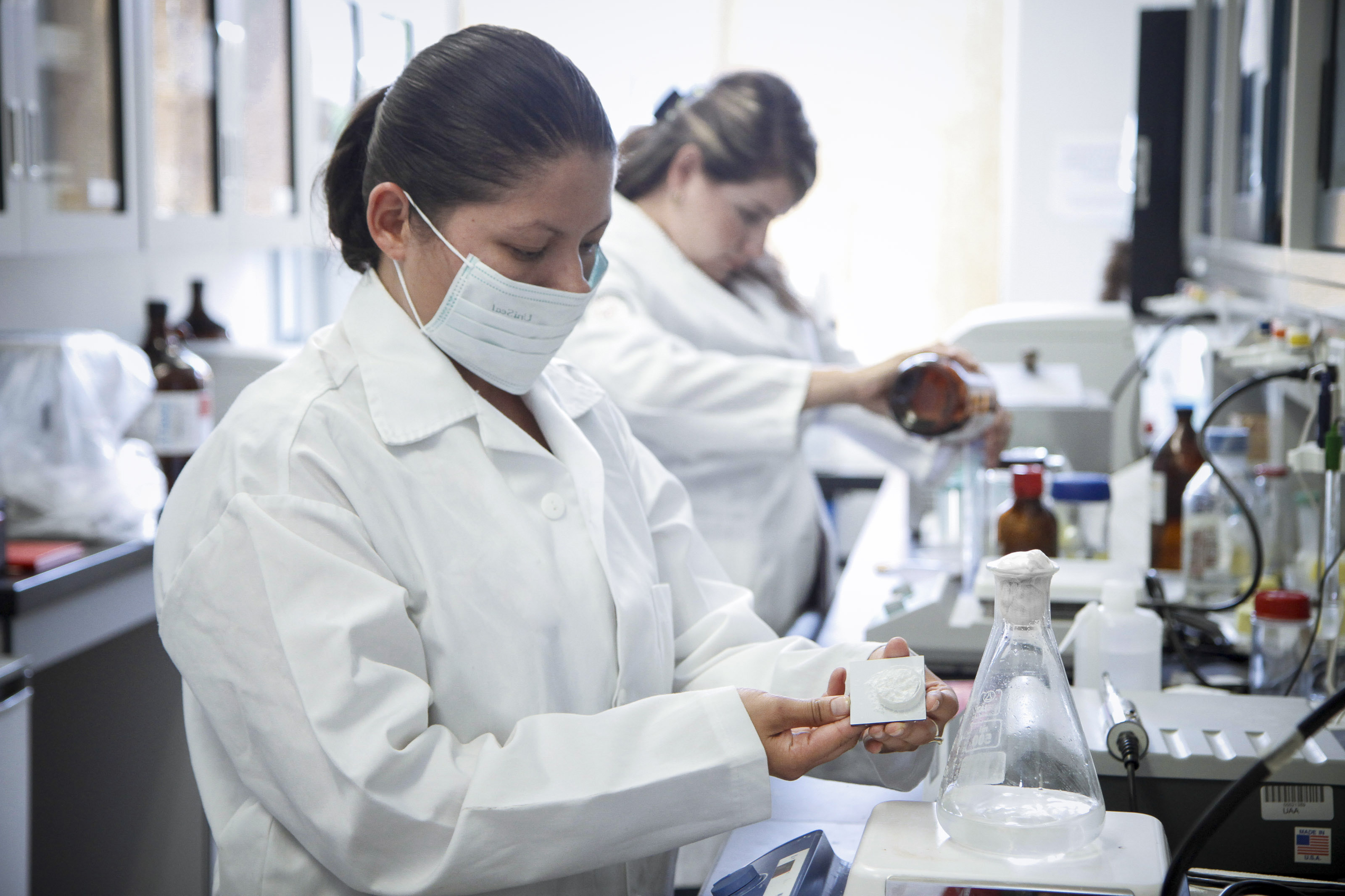 Crean mexicanos prueba genética en saliva para el diagnóstico de obesidad y diabetes