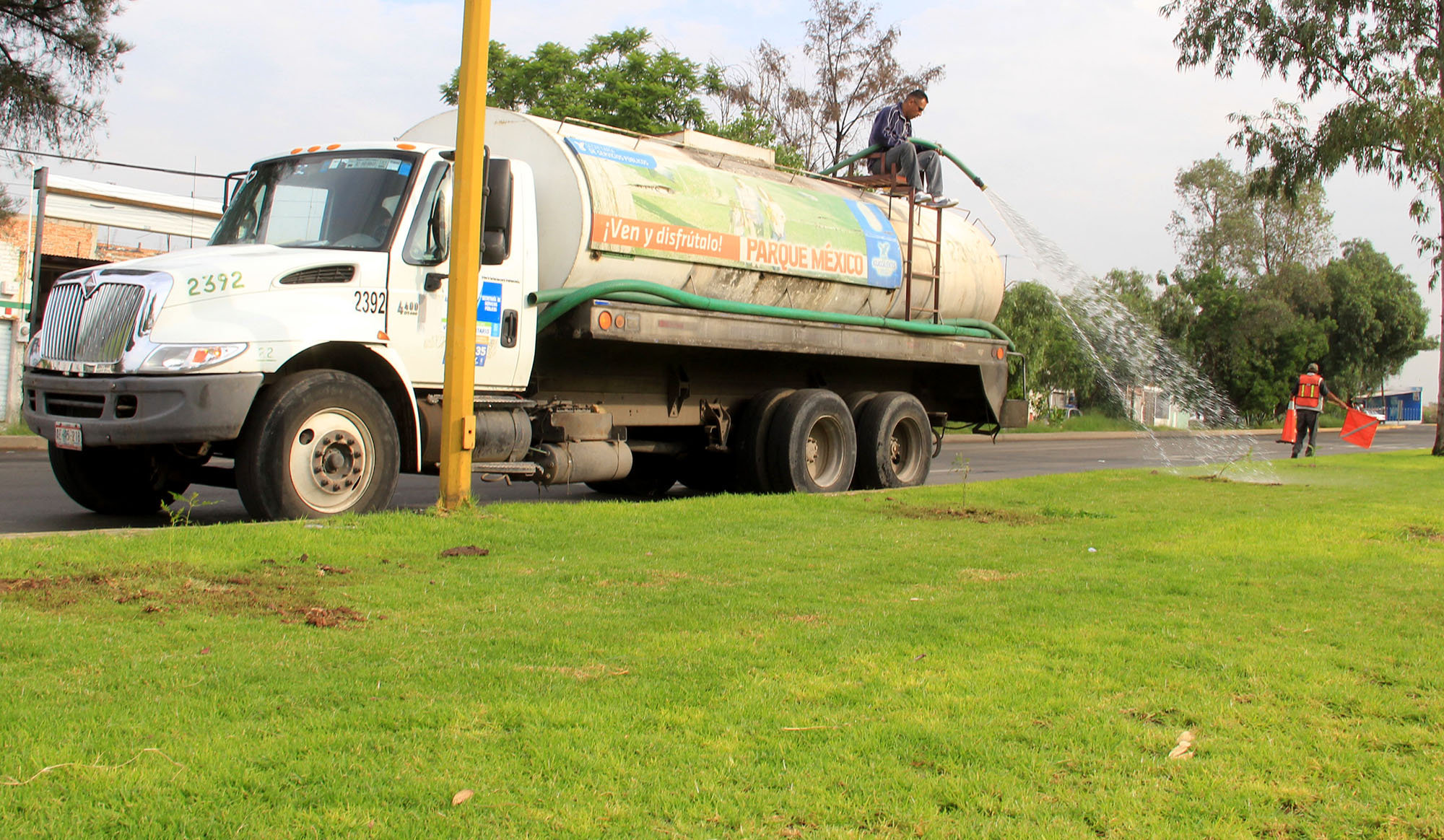 Debido a las lluvias, se registra un ahorro del 50% en el consumo de agua de riego en áreas verdes