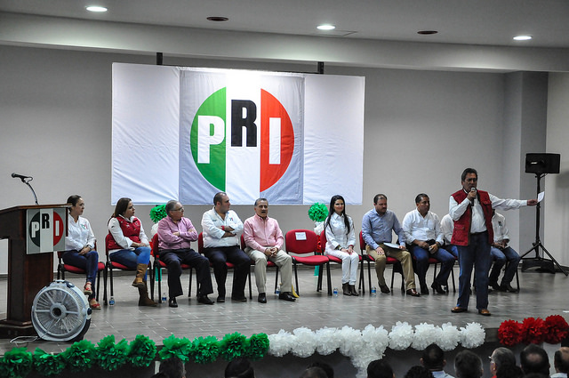 Reprocha Peña Nieto al gobernador la falta de eficacia electoral