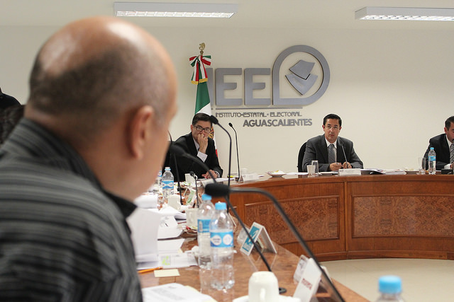 Reciben partidos último financiamiento del año, casi ocho millones de pesos