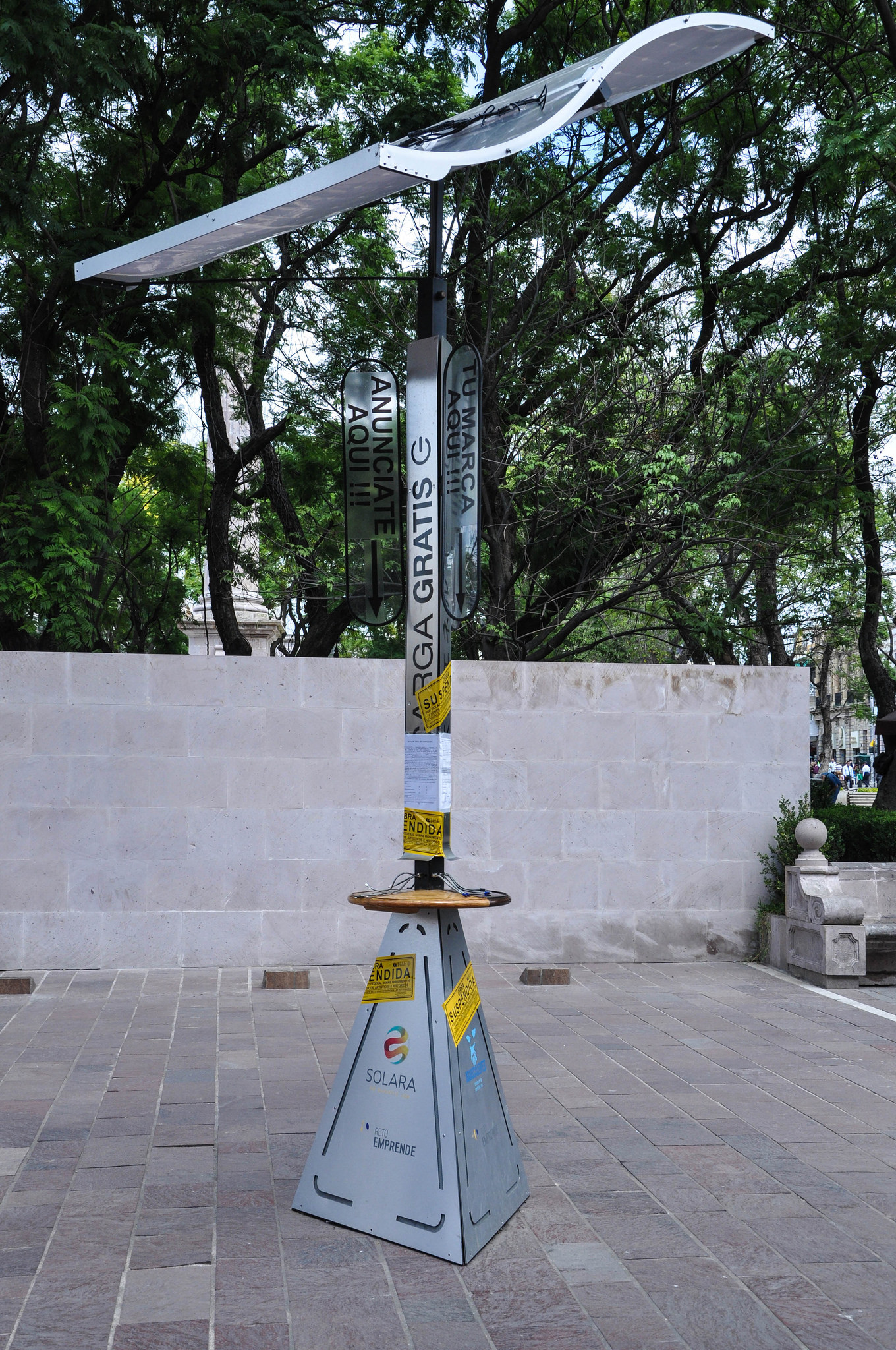 Instalará municipio por lo menos tres aparatos para cargar celulares en el centro