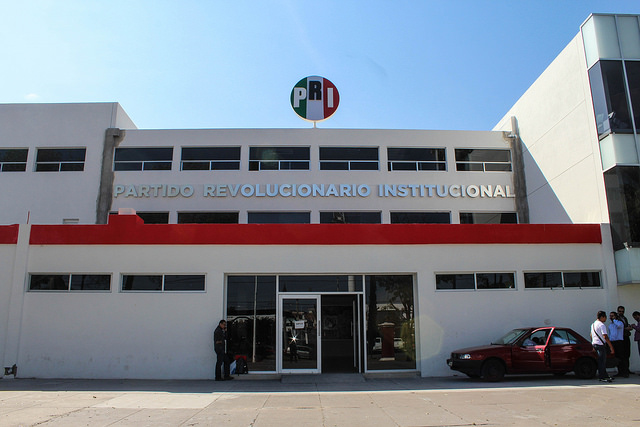 Conveniente, pero no indispensable, nombrar nuevo dirigente del PRI en lo inmediato