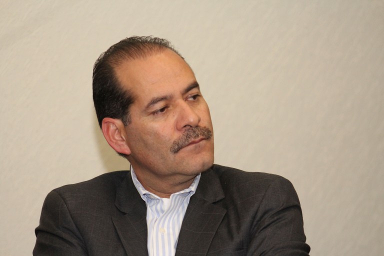 Martín Orozco se registra como precandidato a gobernador