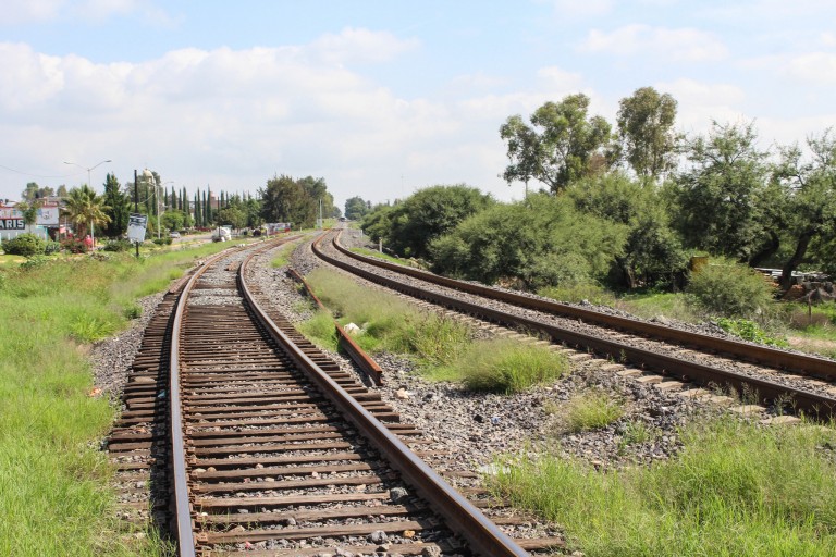 Requiere industria automotriz vía férrea Aguascalientes-Guadalajara