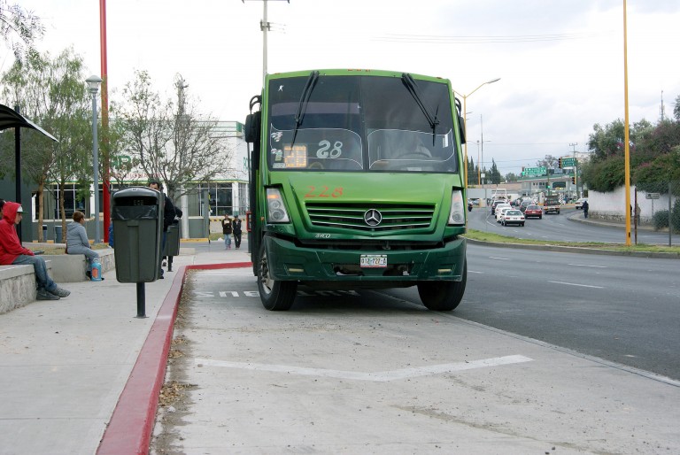 Pide urbanista reingeniería a las rutas del transporte público
