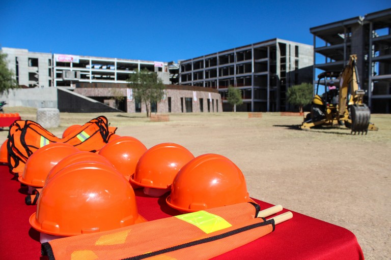 Empresas locales, sin alcance para construir obras como el nuevo Hospital Hidalgo