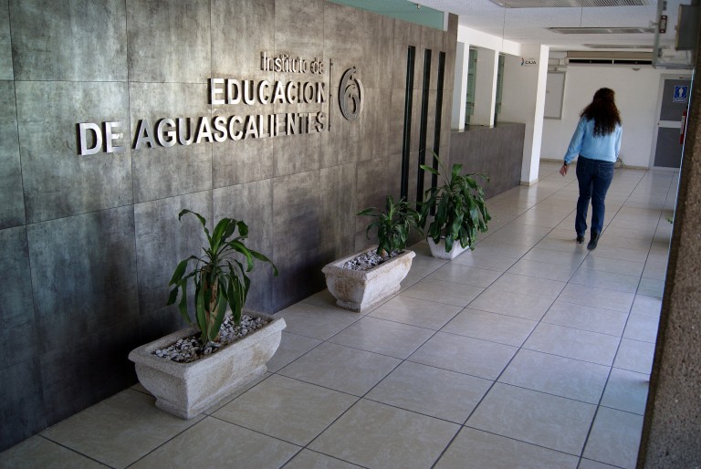 Se reserva el Instituto de Educación datos sobre millonario conflicto en tribunales