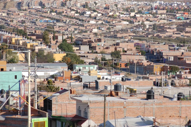 Identifica Canadevi 12 fraccionamientos sin municipalizar