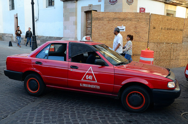 Gobierno estatal oculta información sobre taxis