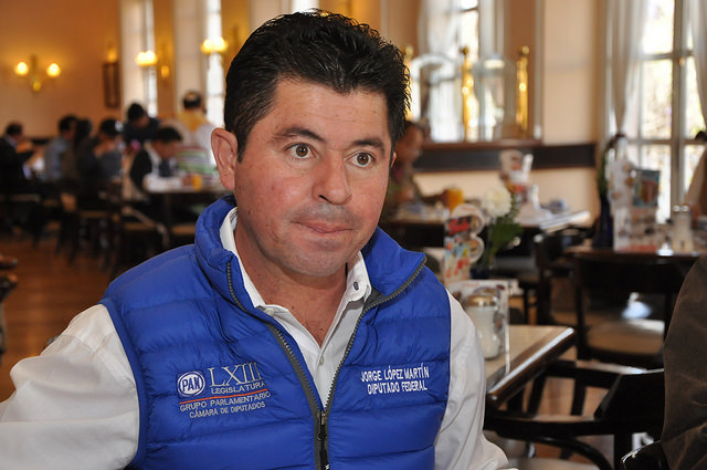 “Acompáñame”… ¿a violar la ley?