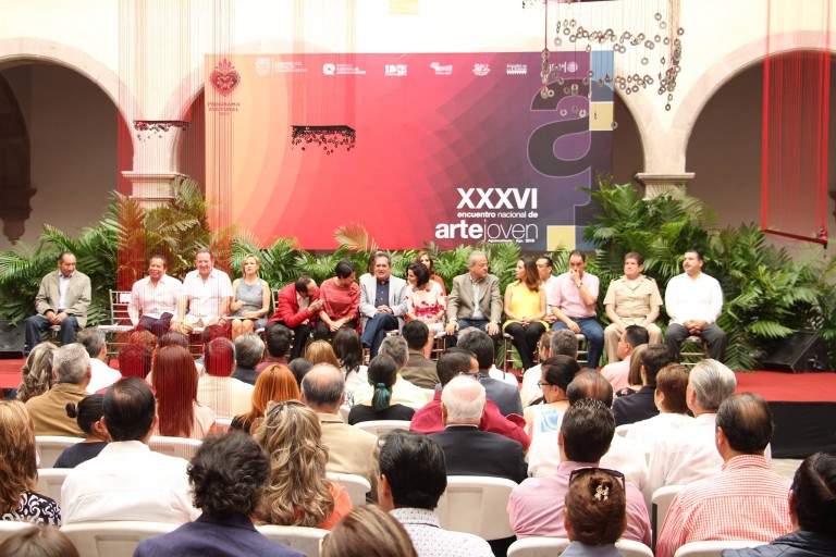 Premian a ganadores del Encuentro Nacional de Arte Joven