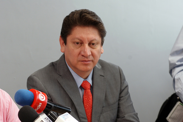 No afecta a la coalición priista prohibición del INE para contratar publicidad