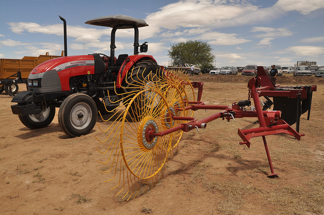 En año electoral, hace Calzada Rovirosa grandes promesas al estado