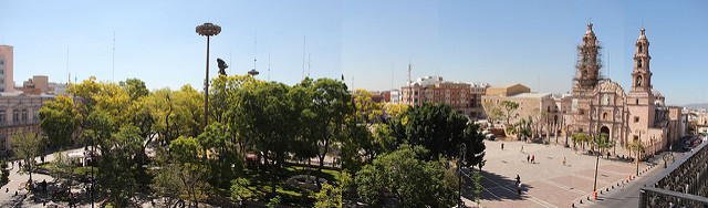 Ayuntamiento quedó a deber el control del ambulantaje en el centro