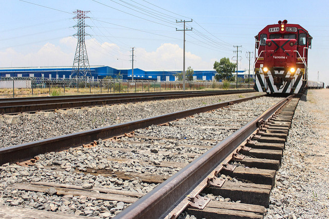 Reprocha alcalde a Ferromex por no cumplir con pasos a desnivel