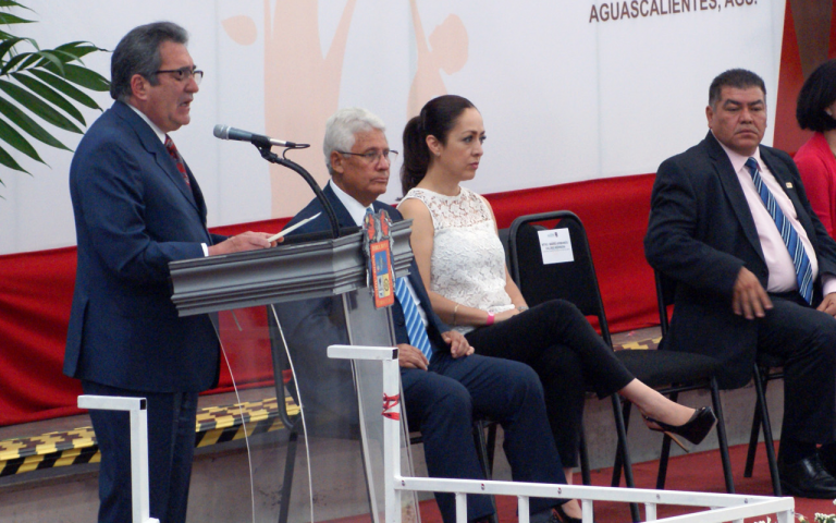 Ningún gobernador debe ensuciar la elección de otro estado: Lozano de la Torre