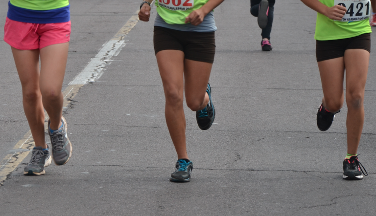 Presentan Foro de Motivación Corriendo a tu lado