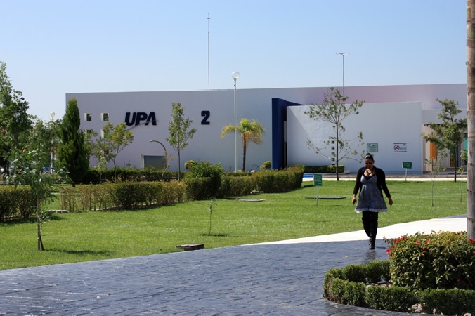 Entregan premios del Proyecto 40 mil de la UPA