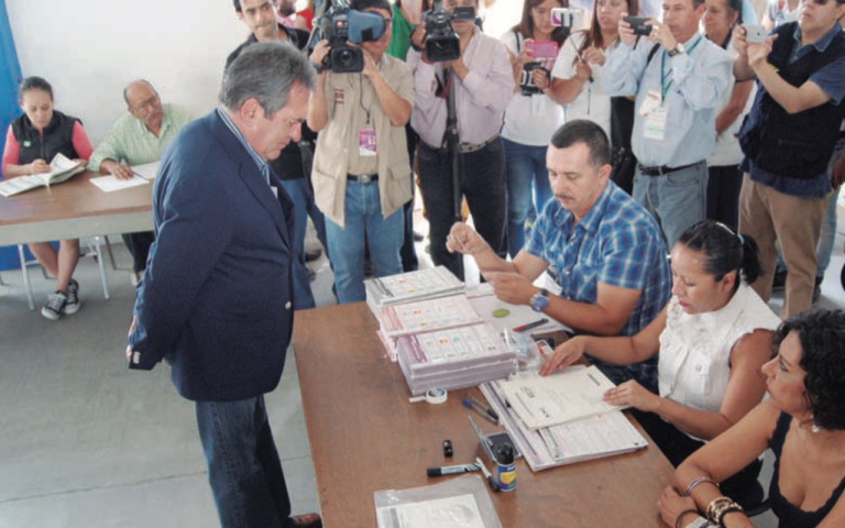 Que se respete el resultado electoral, pide Lozano de la Torre