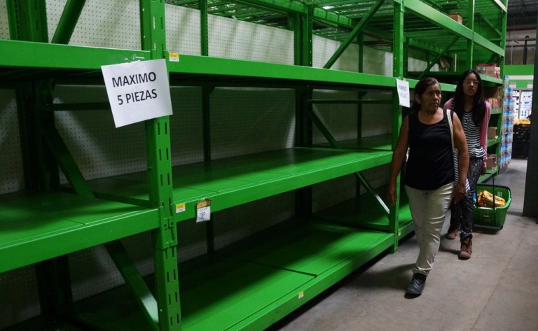 Mil tiendas Diconsa en Oaxaca siguen sin ser abastecidas a causa de bloqueos