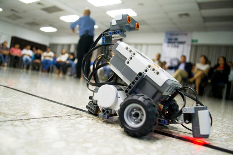 Alumnos de Bioquímica de la UAA presentan proyectos de innovación tecnológica