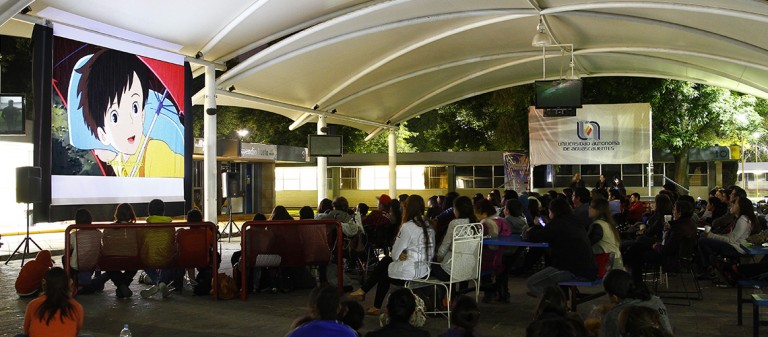 Alumnos de la UAA invitan a Cine por Becas