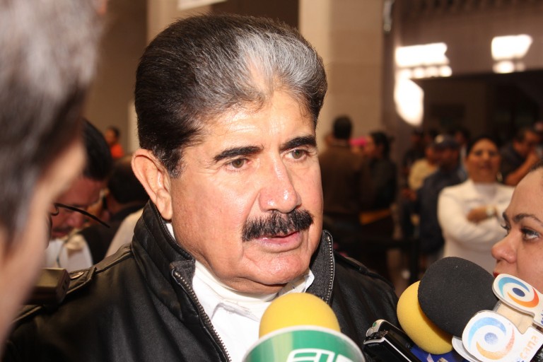 Seguridad Pública no puede evitar que la gente tome fotos en accidentes viales