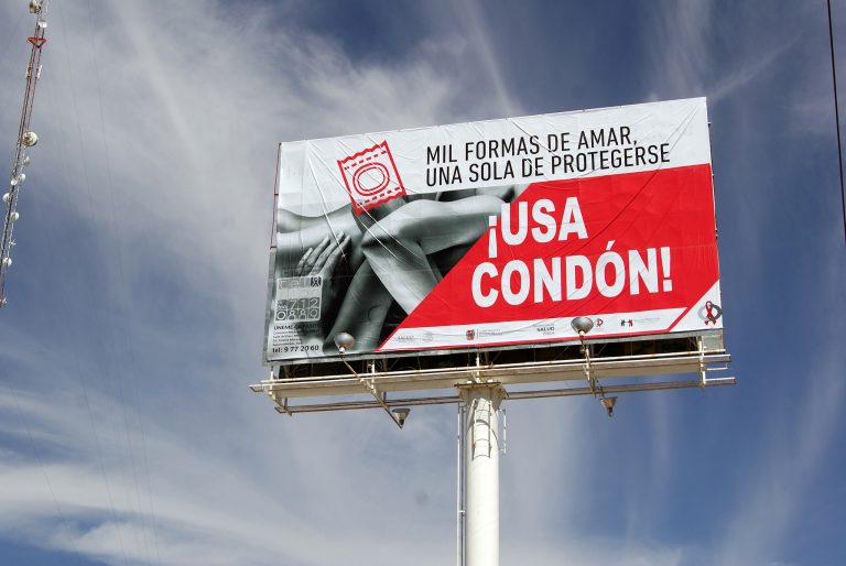 En dos semanas se instalarán nuevos espectaculares sobre el uso del condón