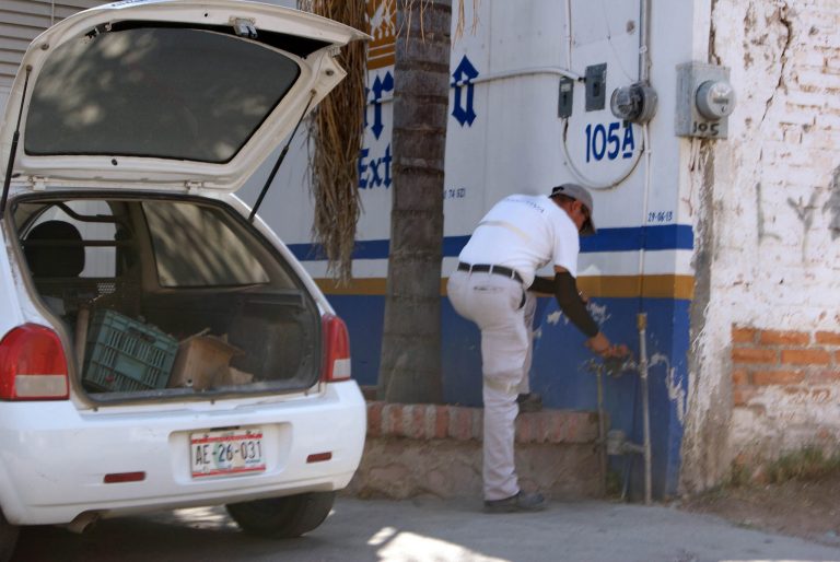 Podría Jesús María tumbar Ley de Aguas, regresarían cortes al servicio