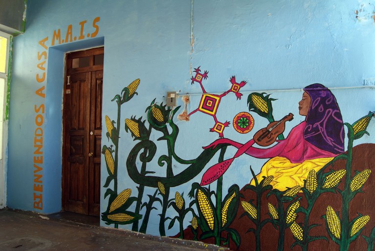 Atiende Casa Mais a cerca de 80 personas indígenas