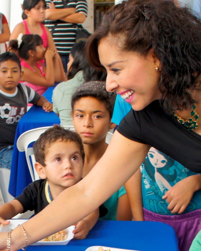 Entregan Centro de Desarrollo comunitario en el Rodolfo Landeros