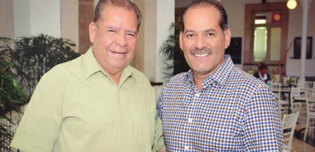 Se reúne Martín Orozco con dirigente de trabajadores de extracción priista