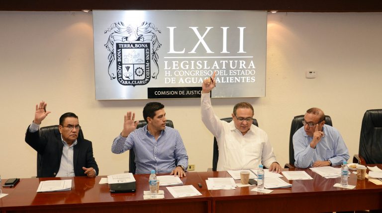 Comisión de Justicia aprobó seis iniciativas en materia civil y penal