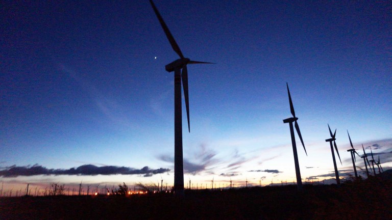 Futuro de México se encuentra en la creación de más plantas eólicas, solares y de biomasa
