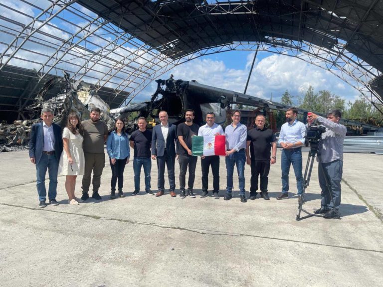 Diputados mexicanos se solidarizan con Ucrania y las víctimas de guerra