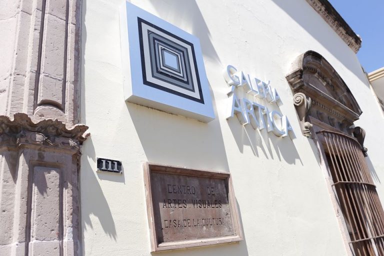 Exposición colectiva de los residentes del programa Estudio Abierto