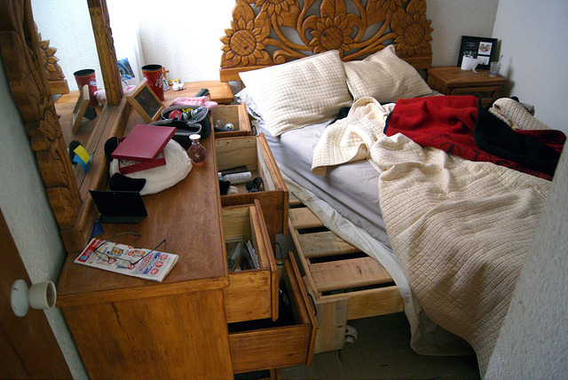 Aguascalientes, semáforo rojo en robo a casa, negocio y de vehículo