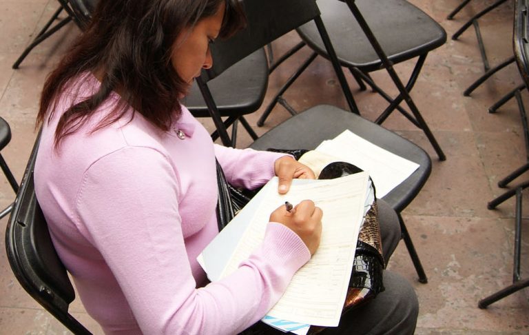 Se mantiene a la baja la tasa de desocupación