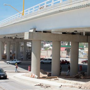 28097893563_4107890042_z