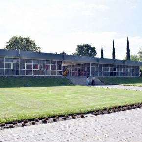 28468770830_a5ec054c3c_z