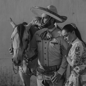 28635658341_b6302459e7_z