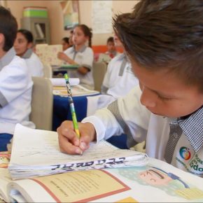 28713743685_a8582c1a3d_h