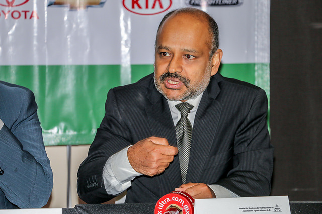 Denuncia AMDA opacidad en la adquisición de vehículos gubernamentales