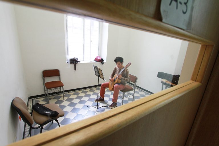 UAA ofrece diplomados en música para público en general