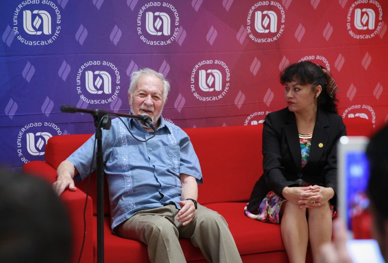 Con Donald Trump, los Estados Unidos ya están perdidos, aseguró Ezequiel Ander-Egg