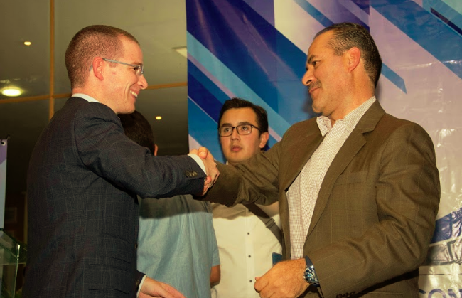 Ricardo Anaya celebra el fallo de la Sala Administrativa y Electoral