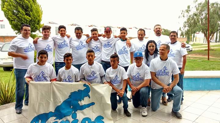 Reconocen en Jesús María a campeones nacionales de beisbol de 13 y 14 años