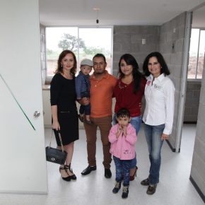 ENTREGA VIVIENDA DRA. BRRL 010816 (2)